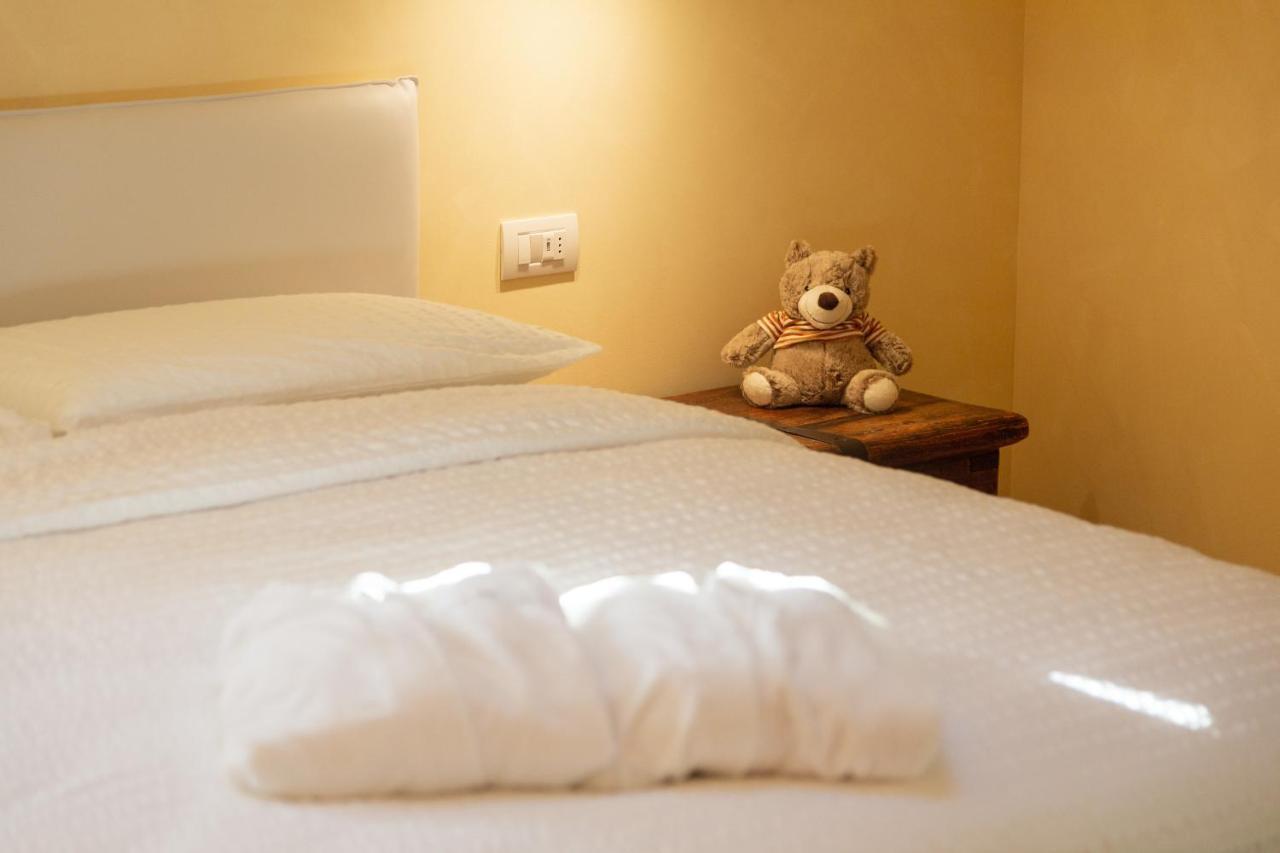 Borgo Cantagallo Casa Ofelia Tremosine Экстерьер фото