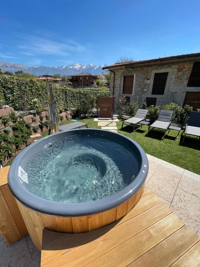 Borgo Cantagallo Casa Ofelia Tremosine Экстерьер фото